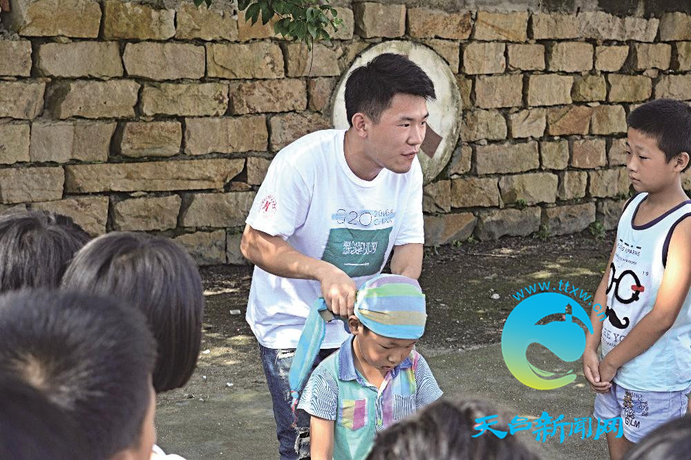 1474368147394343.jpg 17785754_505161.jpg